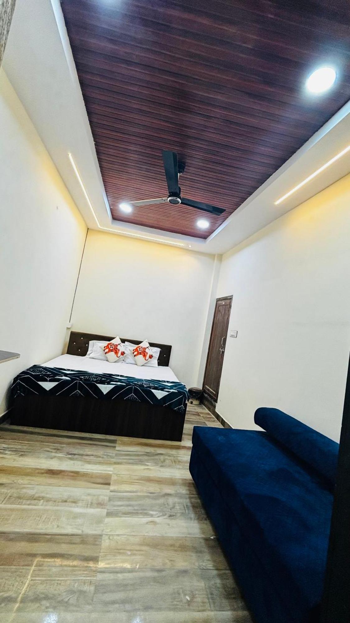 Hotel Shreenidhi Comfort Stay Ujjain Exterior photo